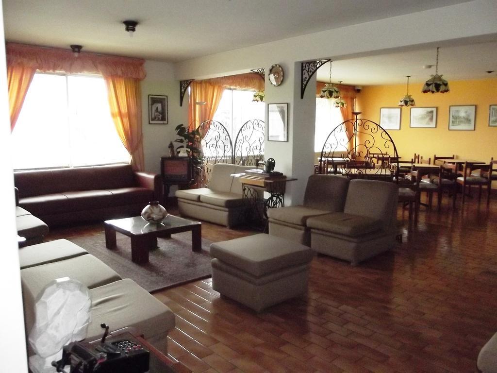 Hostal Gemina Lima Exterior photo