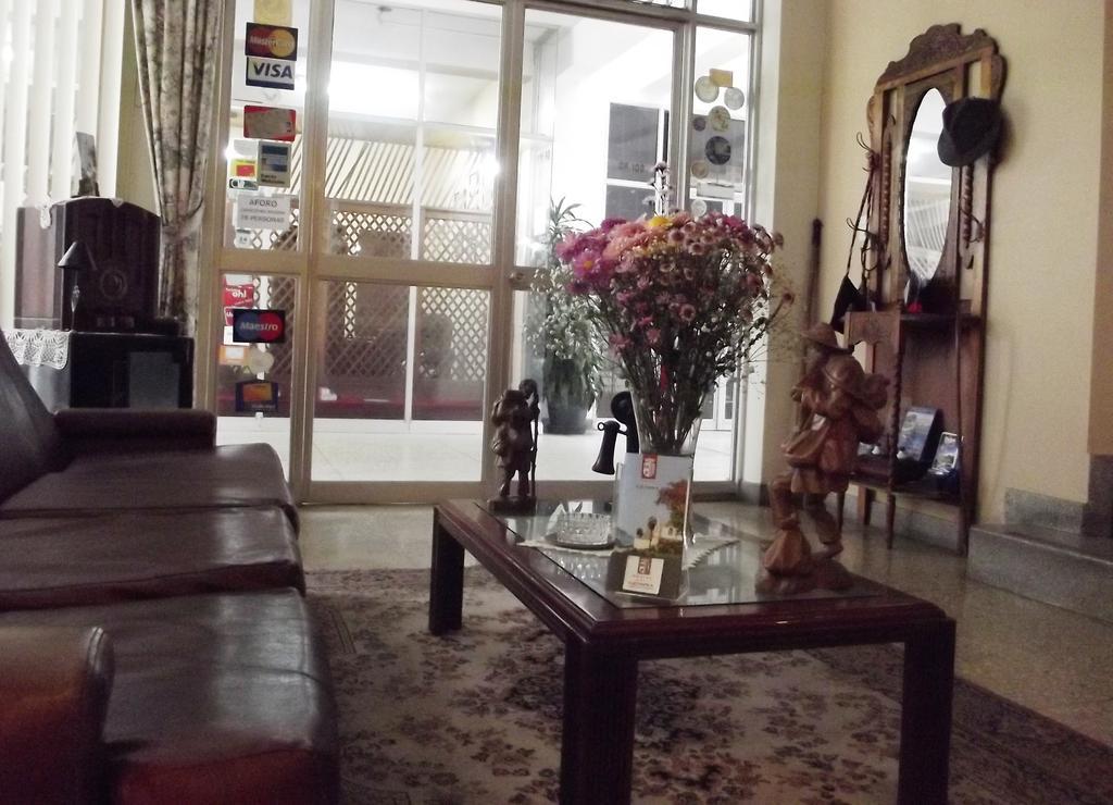 Hostal Gemina Lima Exterior photo